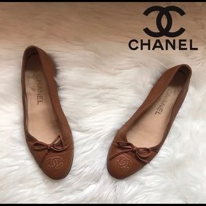 Chanel Camel Tan Classic Cap Toe Flats